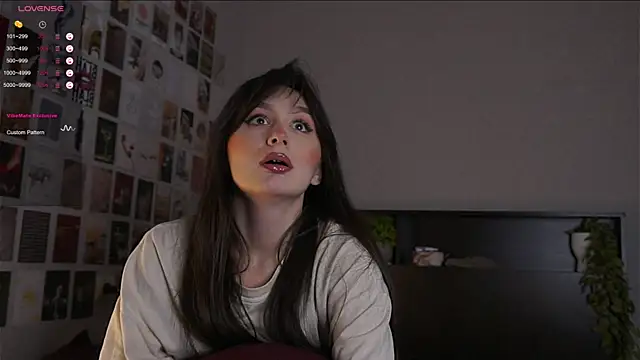 itssophiie online show from October 2025 09:01:01 PM