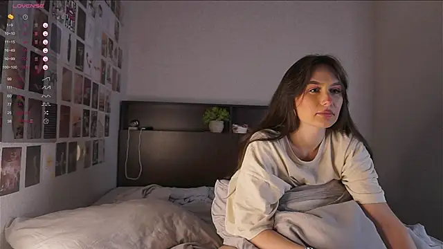 itssophiie online show from October 2025 06:41:01 PM