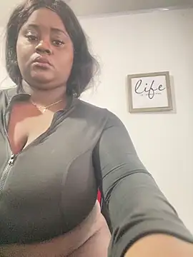 Snapshot of sharik-browns chatting on April 2026 06:25:02 PM sharik-browns online show from April 2026 06:25:02 PM