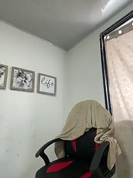 sharik-browns online show from April 2026 01:27:01 PM