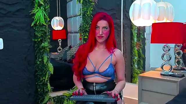 AllissaBrowm online show from January 2026 05:28:01 PM