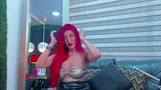 AllissaBrowm online show from April 2026 06:08:02 PM