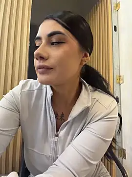 clarachanelricek online show from May 2026 08:29:02 PM