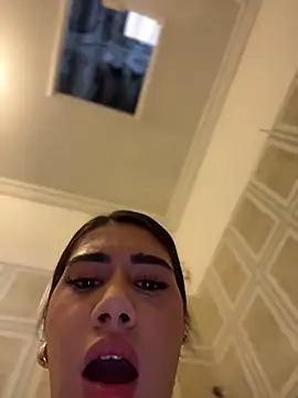 clarachanelricek online show from December 2025 08:55:02 PM