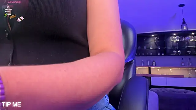 SophieBarnett online show from April 2026 11:55:01 PM