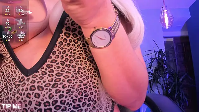 SophieBarnett online show from May 2026 01:25:01 PM