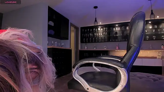 SophieBarnett online show from November 2025 11:30:02 PM