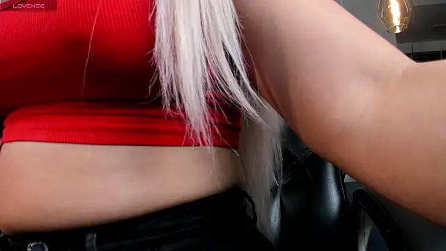 SophieBarnett online show from December 2025 01:33:01 AM