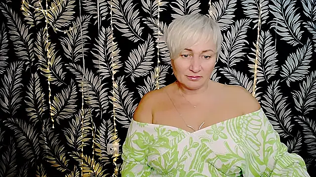 Snapshot of Olivia_playful chatting on October 2025 12:16:02 PM Olivia playful online show from October 2025 12:16:02 PM