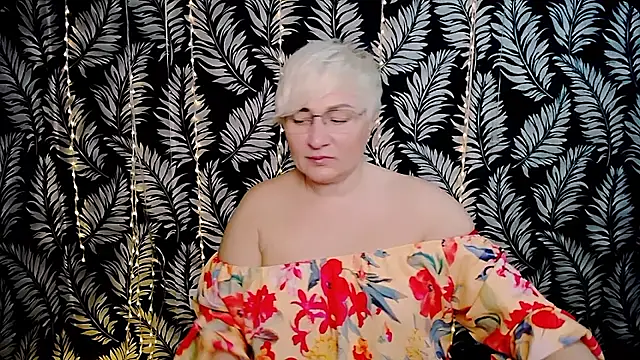 Olivia playful online show from March 2026 12:41:01 PM