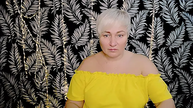 Snapshot of Olivia_playful chatting on December 2025 12:44:02 PM Olivia playful online show from December 2025 12:44:02 PM