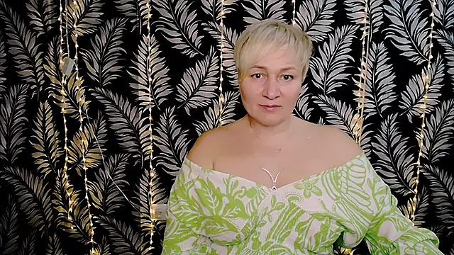 Snapshot of Olivia_playful chatting on March 2025 12:13:02 PM Olivia playful online show from March 2025 12:13:02 PM