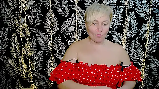Snapshot of Olivia_playful chatting on March 2025 03:17:02 PM Olivia playful online show from March 2025 03:17:02 PM