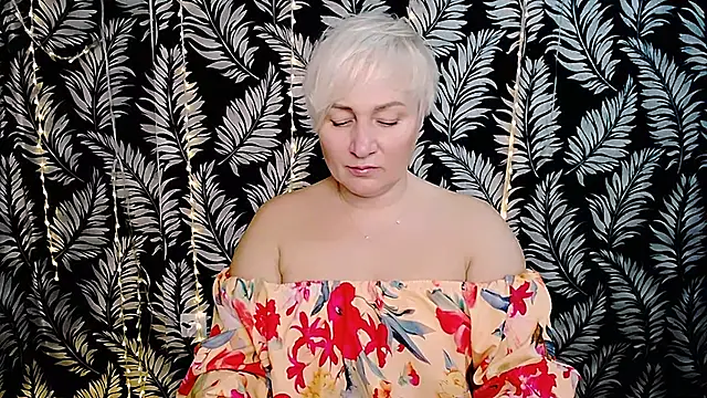 Olivia playful online show from January 2026 12:33:02 PM