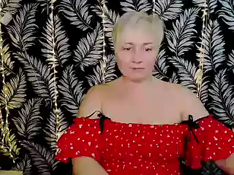 Snapshot of Olivia_playful chatting on February 2025 03:28:02 PM Olivia playful online show from February 2025 03:28:02 PM