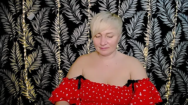 Snapshot of Olivia_playful chatting on February 2025 03:27:02 PM Olivia playful online show from February 2025 03:27:02 PM