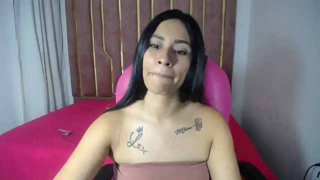 Snapshot of Chanel-24 chatting on March 2025 03:44:01 AM Chanel-24 online show from March 2025 03:44:01 AM