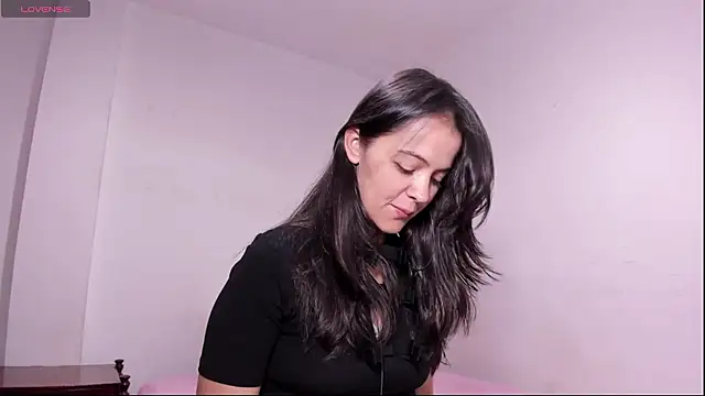 sarasweet 4 online show from January 2026 02:53:02 PM