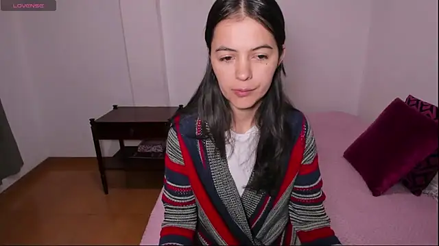 sarasweet 4 online show from February 2026 01:44:01 PM