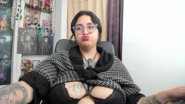  Ali Brinck  online show from March 2025 05:35:02 PM