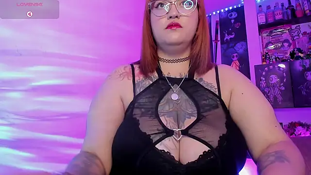  Ali Brinck  online show from May 2026 01:33:01 AM
