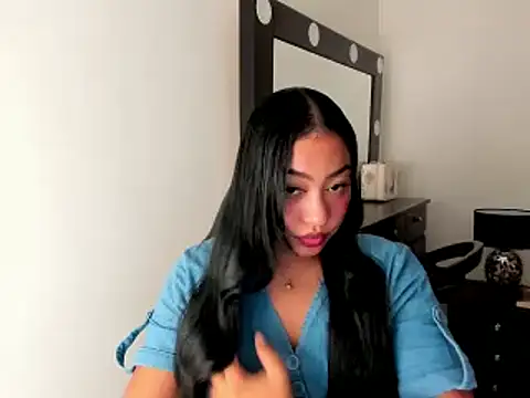 brunetenikole02 online show from February 2025 01:36:01 AM
