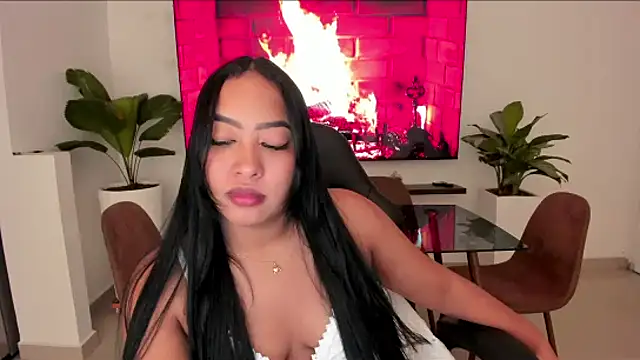 Snapshot of brunetenikole02 chatting on February 2026 03:28:01 AM brunetenikole02 online show from February 2026 03:28:01 AM