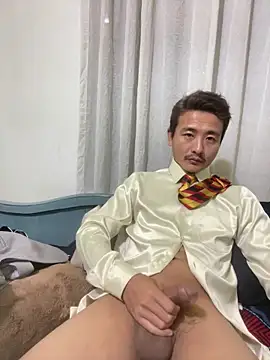 Satinshirt1992 online show from December 2025 03:49:01 PM