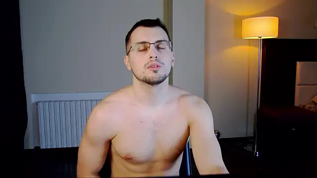 Friend12321 online show from February 2025 02:20:02 AM