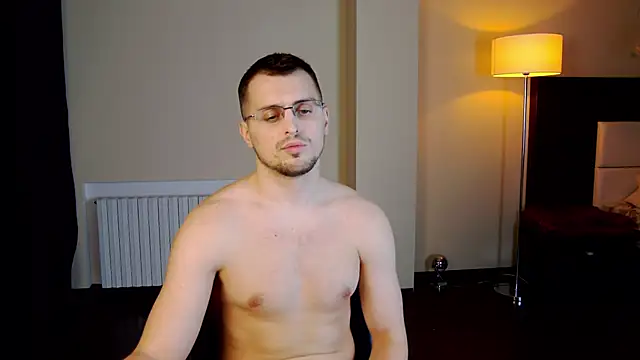 Friend12321 online show from February 2025 08:32:02 AM