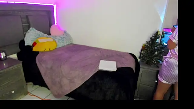 Cherrynoa online show from December 2025 02:47:02 AM