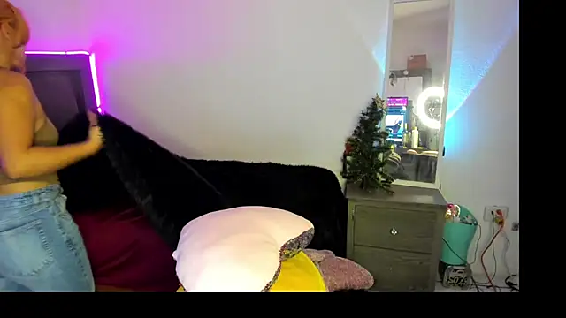 Cherrynoa online show from December 2025 02:35:02 AM