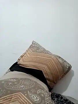 Lent Medium online show from November 2025 05:50:01 PM