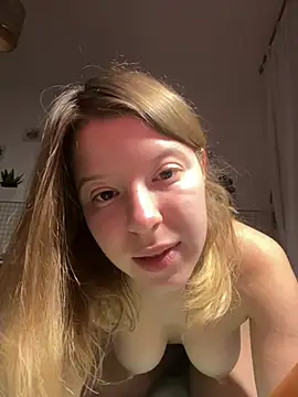 kimczii online show from February 2026 07:15:02 AM