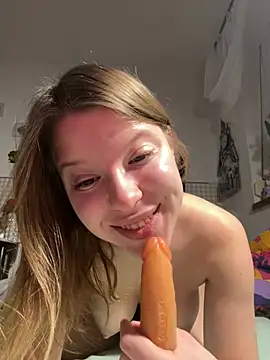 kimczii online show from February 2026 07:20:02 AM