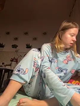 kimczii online show from February 2026 07:14:01 AM