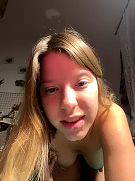 kimczii online show from October 2025 06:18:02 AM