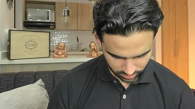 BradleySmithx online show from October 2025 11:27:01 PM