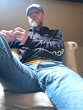 eddouxxx78 online show from April 2026 09:35:01 AM