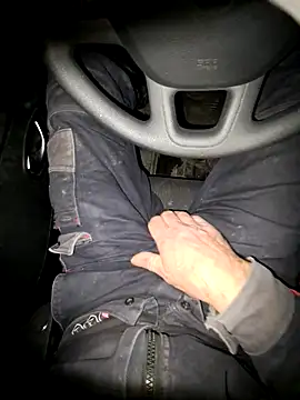 eddouxxx78 online show from December 2025 06:16:01 AM