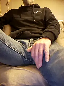 eddouxxx78 online show from April 2026 05:14:02 AM