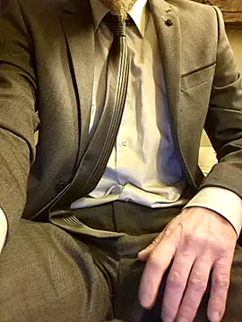 eddouxxx78 online show from March 2026 05:05:01 PM