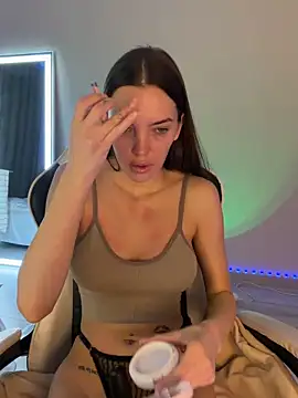 julia fly online show from March 2026 08:10:02 AM