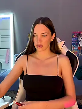 julia fly online show from September 2025 09:49:02 AM