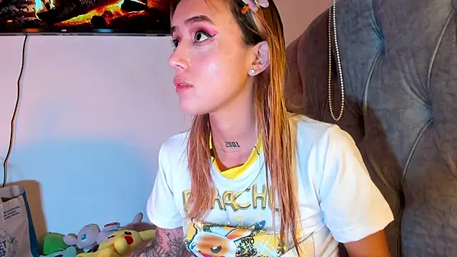 Sabrina Cole online show from November 2025 04:34:02 AM