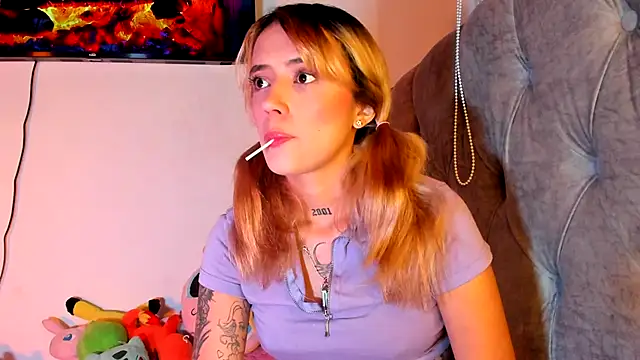 Sabrina Cole online show from October 2025 03:38:01 AM