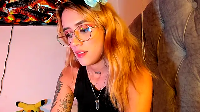 Sabrina Cole online show from November 2025 04:04:01 AM