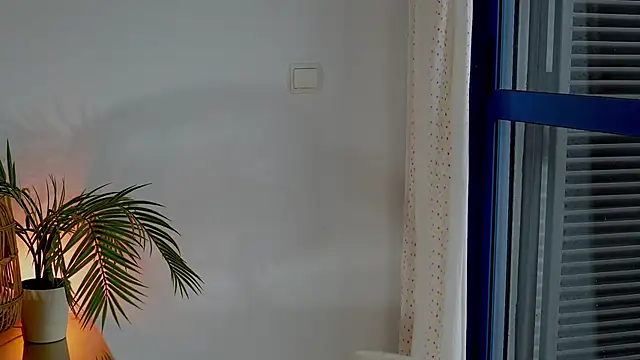 anabelcurvy online show from November 2025 02:09:02 PM