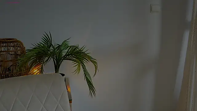 anabelcurvy online show from April 2026 05:14:01 PM