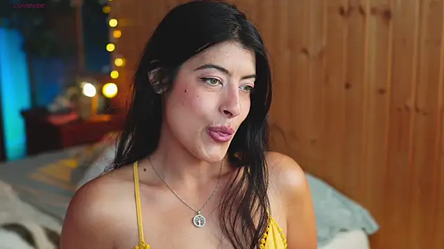 anabelcurvy online show from June 2026 02:28:01 PM
